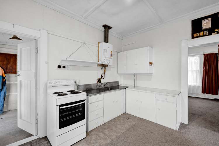 50 Terou Street Manaia_9