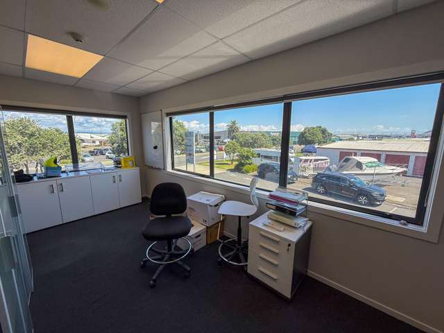 20 Jean Batten Drive Mount Maunganui_1