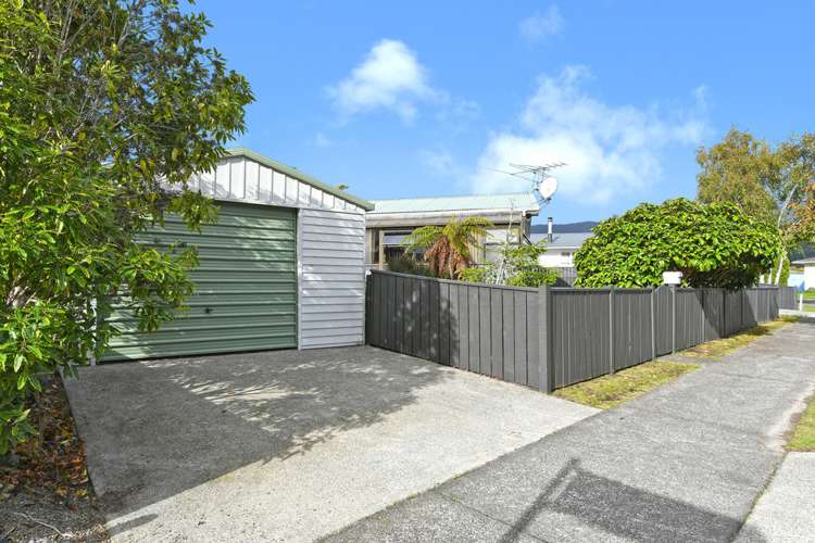 5 Kentucky Street Totara Park_12