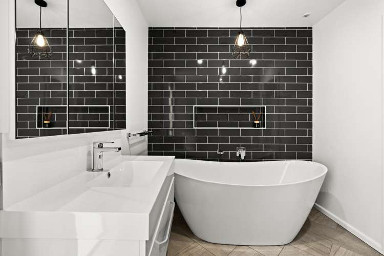 303 Pakowhai Road Frimley_13