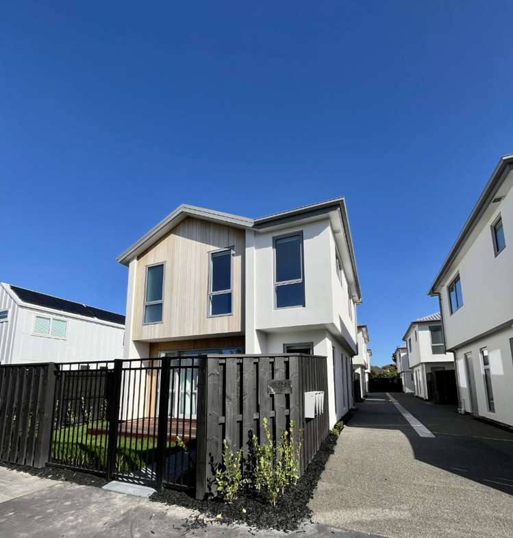 4/293 Lyttelton Street_0