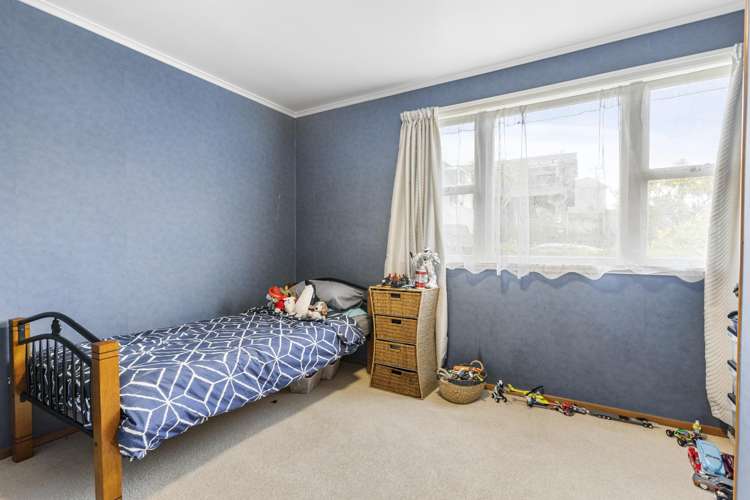 19 Blease Street New Lynn_10