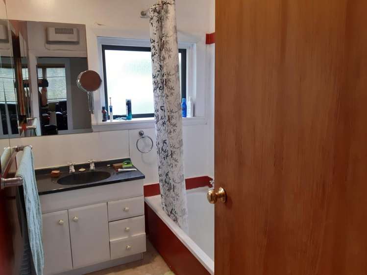 726 Ferry Road Woolston_4