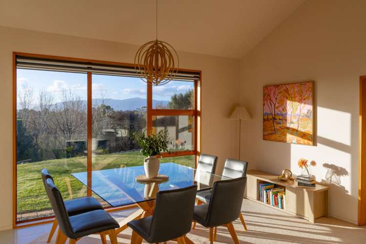 66 Fairbourne Drive Fairhall_7
