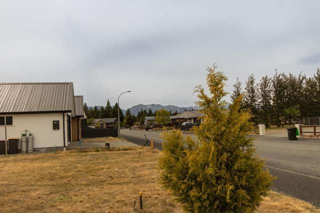 21 Irishman Drive Twizel_2