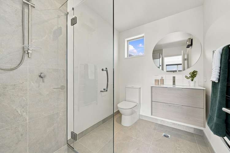 1-4/23 Dickens Street Addington_8