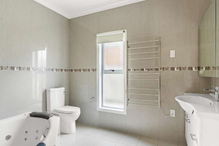 76 Awapuni Road Awapuni_11