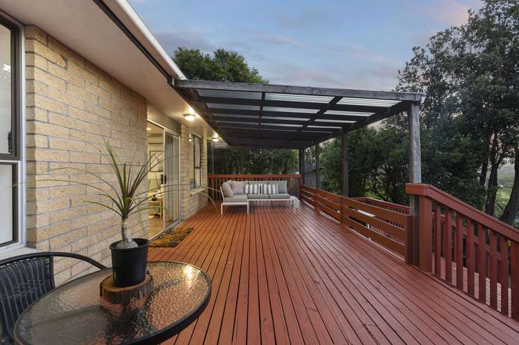 2/80a Captain Scott Road Glen Eden_5