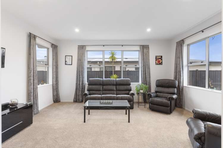 25 Doidge Street Beachlands_13