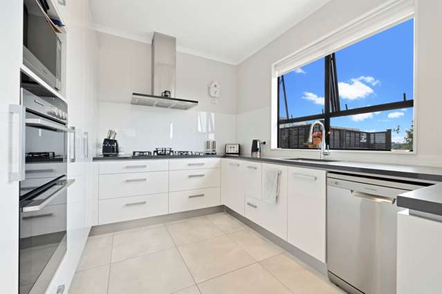 26 Mackay Drive Greenhithe_3