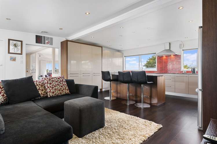 7 Elizabeth Place Mairangi Bay_5