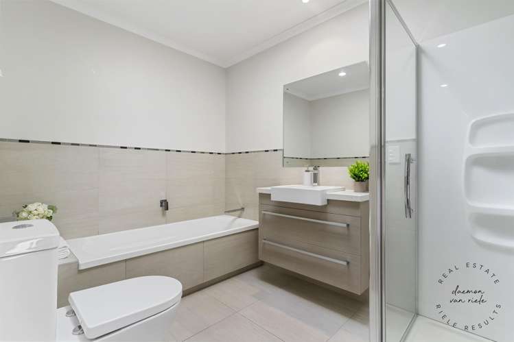 7 Costa Viva Crescent Karaka_10