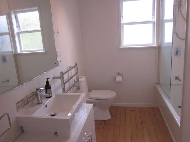 4/420 Beach Road Mairangi Bay_15