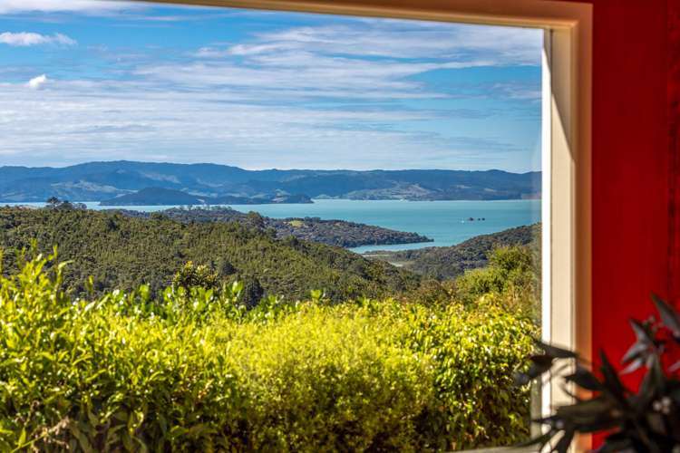 161 Orapiu Road Waiheke Island_15