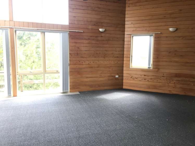 158 Puke Road Kumeu_4