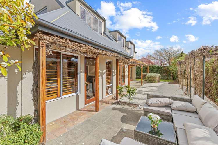 2/151 Idris Road Strowan_19