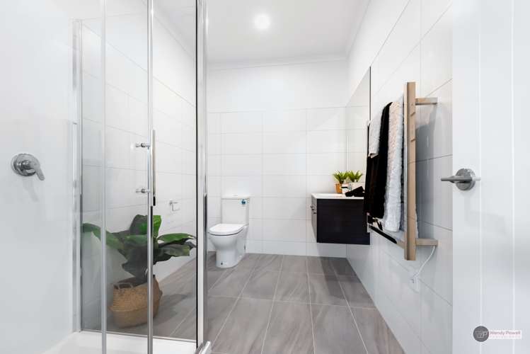 4/51 Kings Crescent Lower Hutt_17