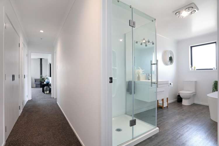 13 George Street Bulls_14