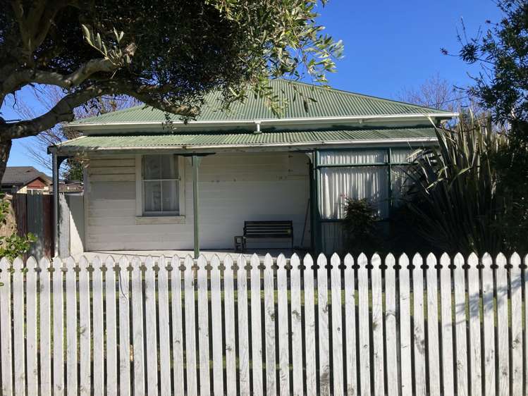 41 Mouatt Street Waitara_2