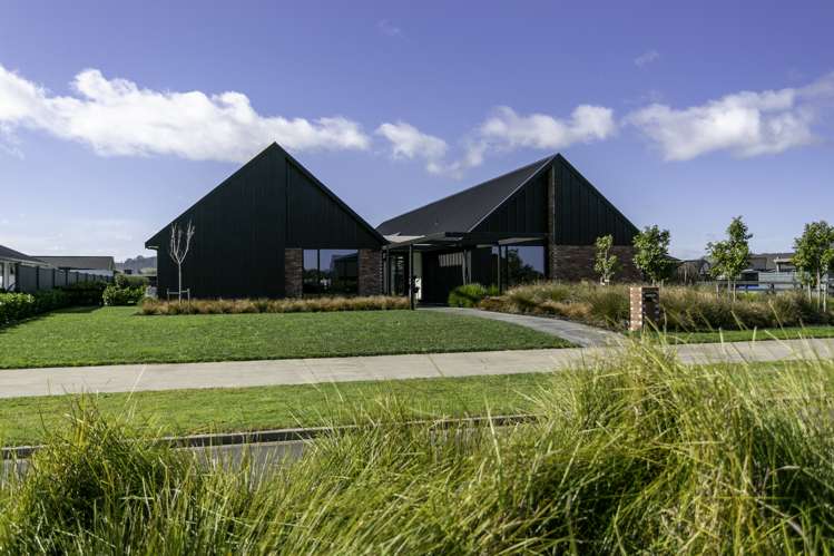 32 Alan Livingston Drive Cambridge_0