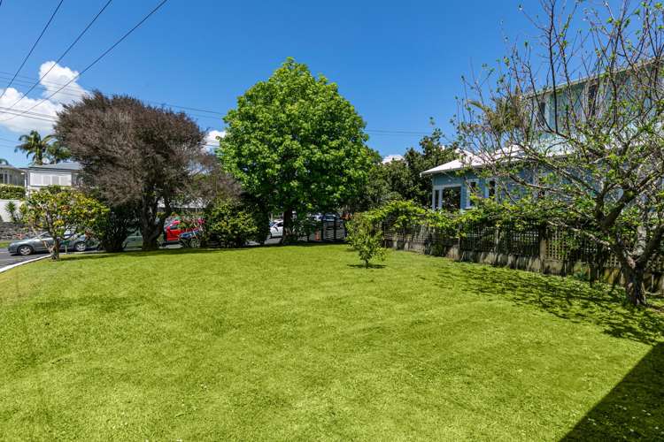 89 West End Road Westmere_15