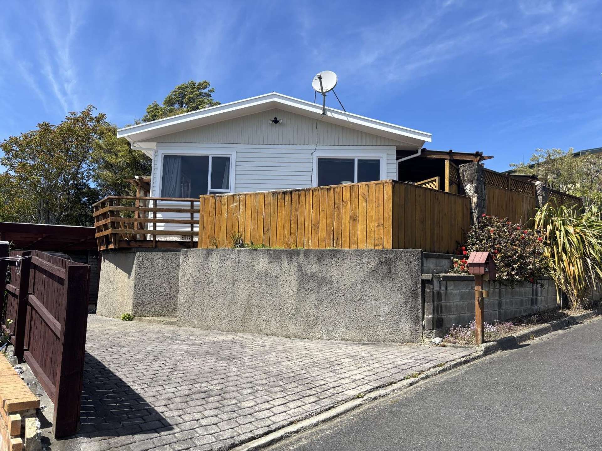 39 Ariesdale Terrace Toi Toi_0