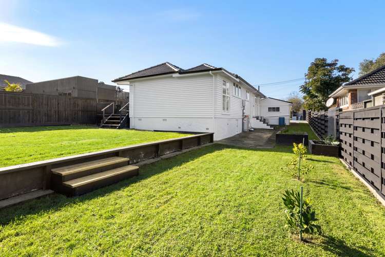 3 Weybridge Crescent Glen Innes_20