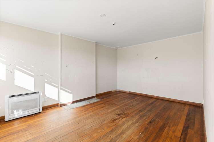 8-10 Dix Crescent Riversdale_4