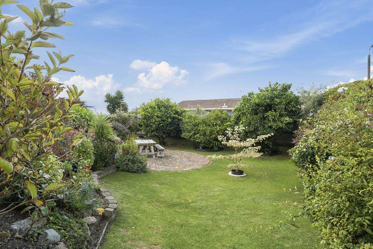 22 Gray Avenue Paraparaumu Beach_16