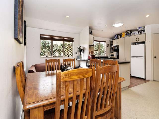 32a Amberley Avenue Te Atatu South_2