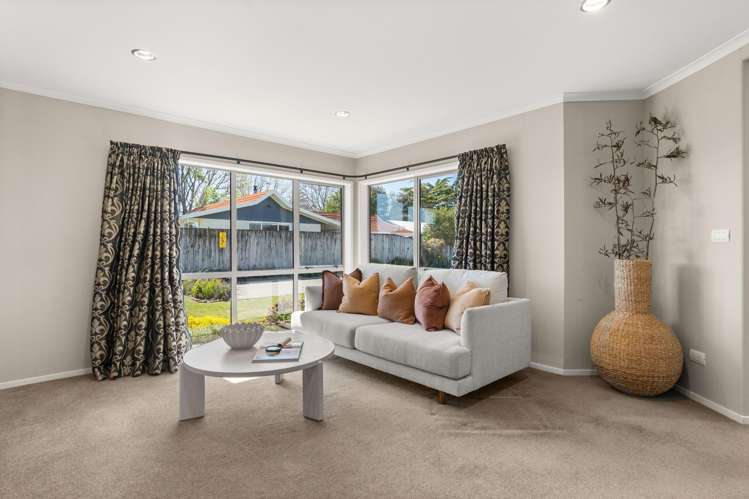 478 High Street South Carterton_6