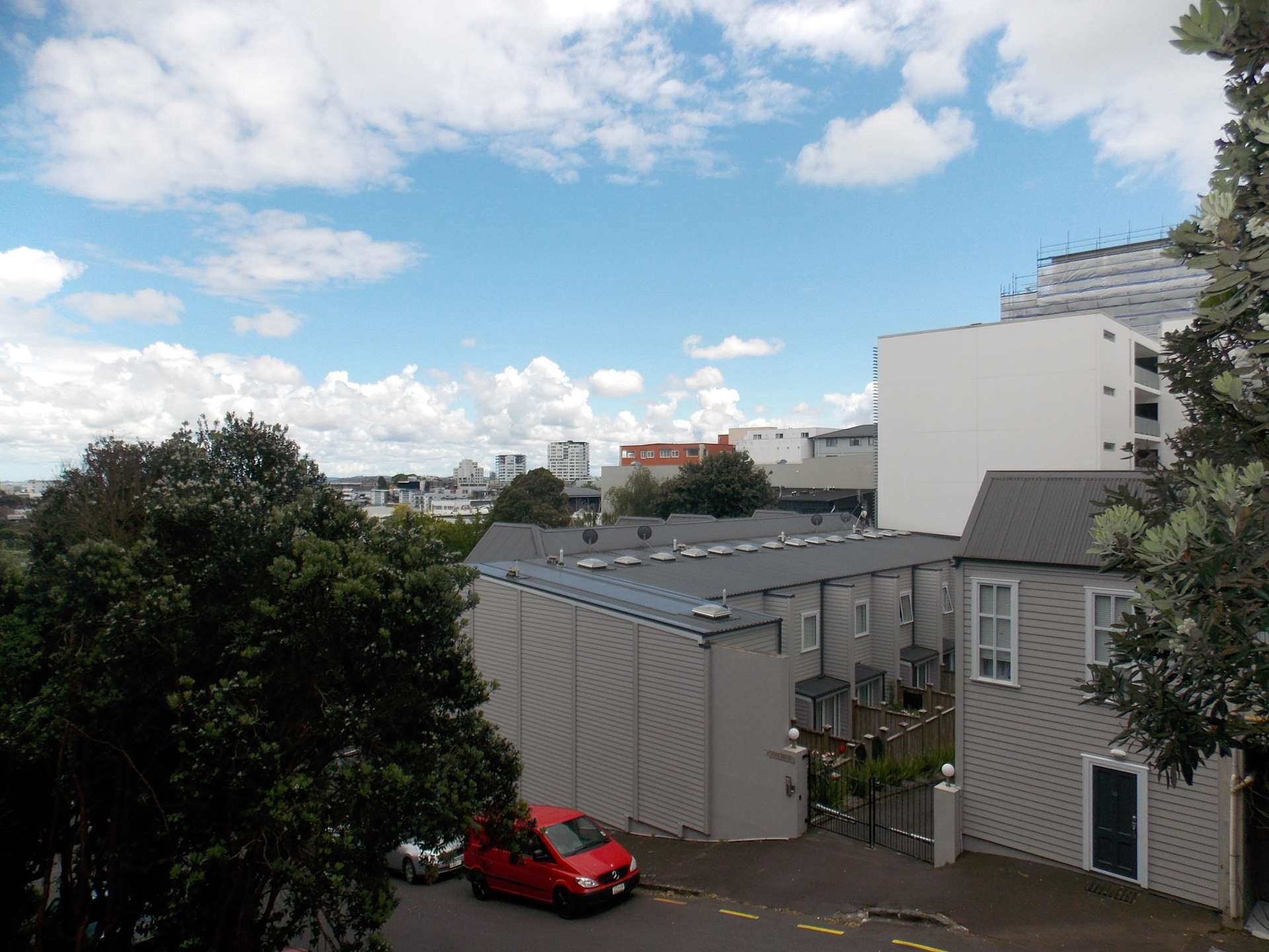 16/8 Basque Road Eden Terrace_0