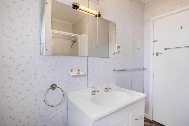 136 Mackenzie Street Winton_11