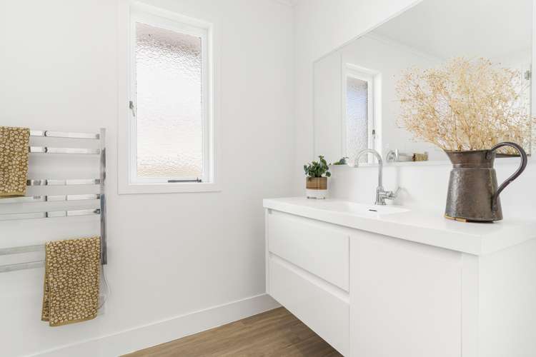 6 Mona Avenue Mangere Bridge_8