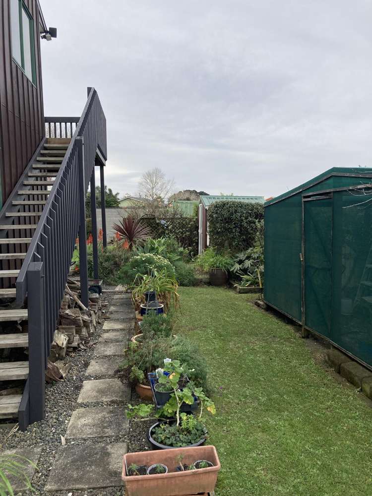 166 Torkar Road Clarks Beach_33