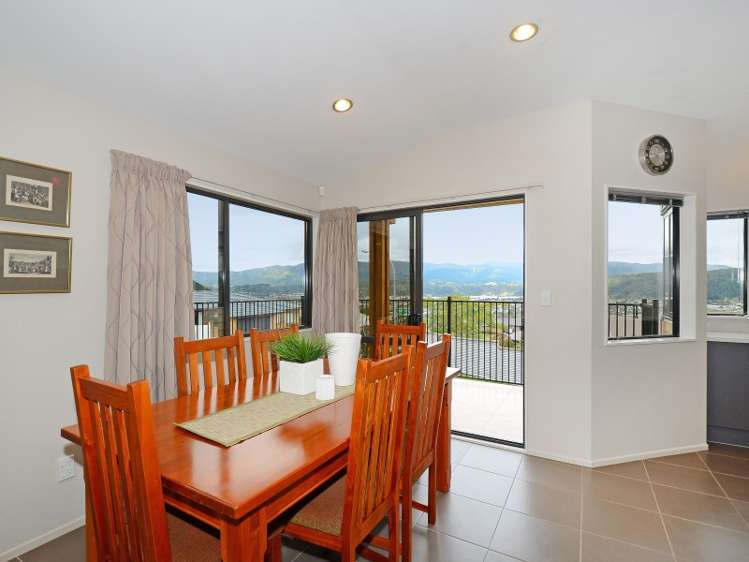 17 Swain Grove Riverstone Terraces_9