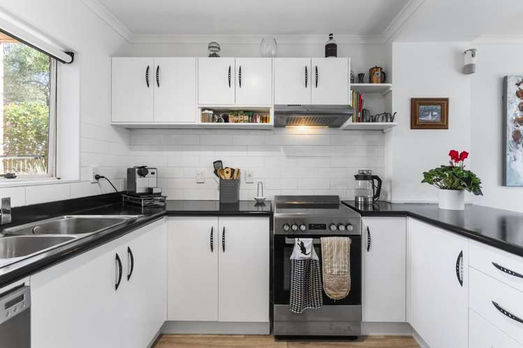 1/27 Lucienne Drive Ranui_8