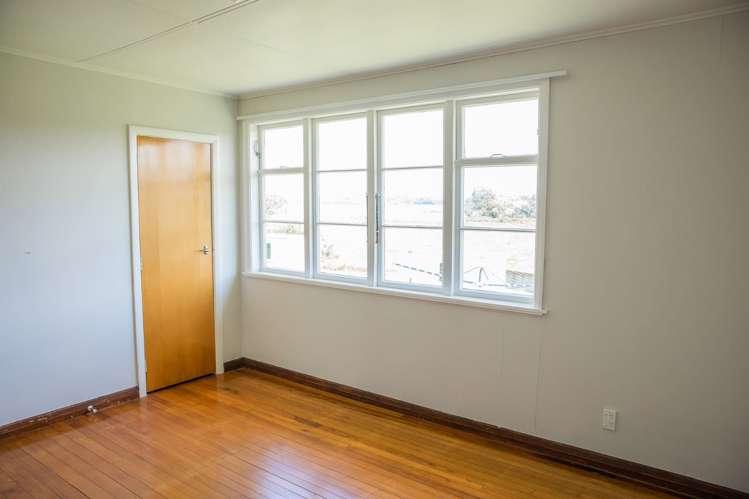 33 Hillary Crescent Belmont_5