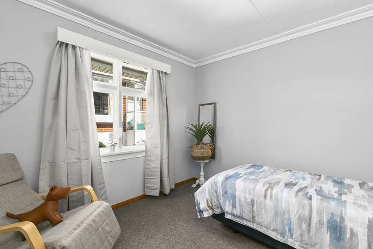 137 Easther Crescent Kew_12