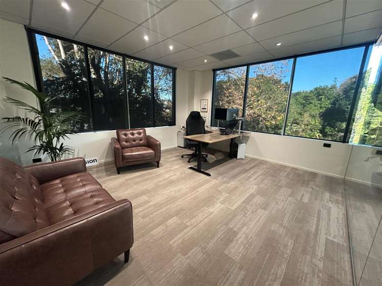 138 Hugo Johnston Drive Penrose_5