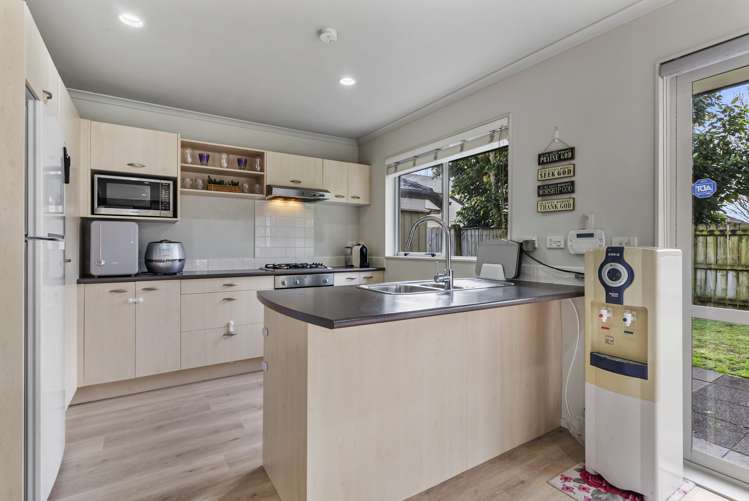 16 Sires Parkway Takanini_6