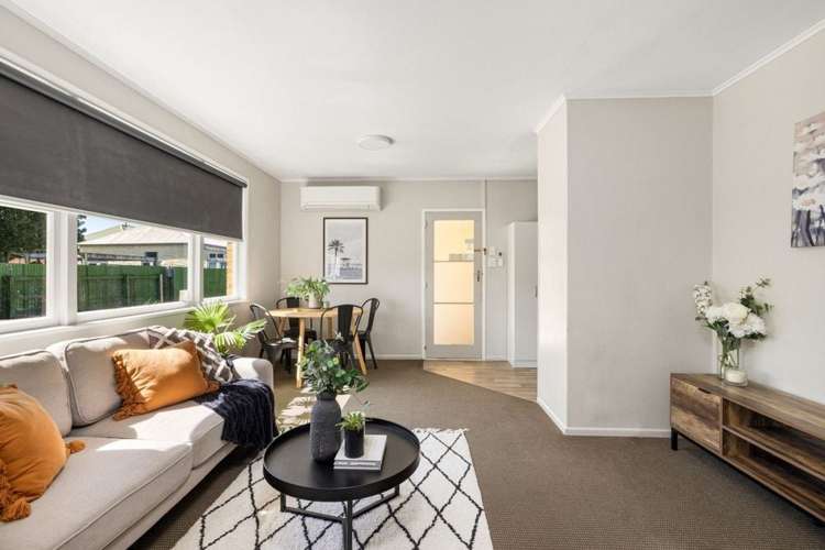 14A Rimu Street Gate Pa_8