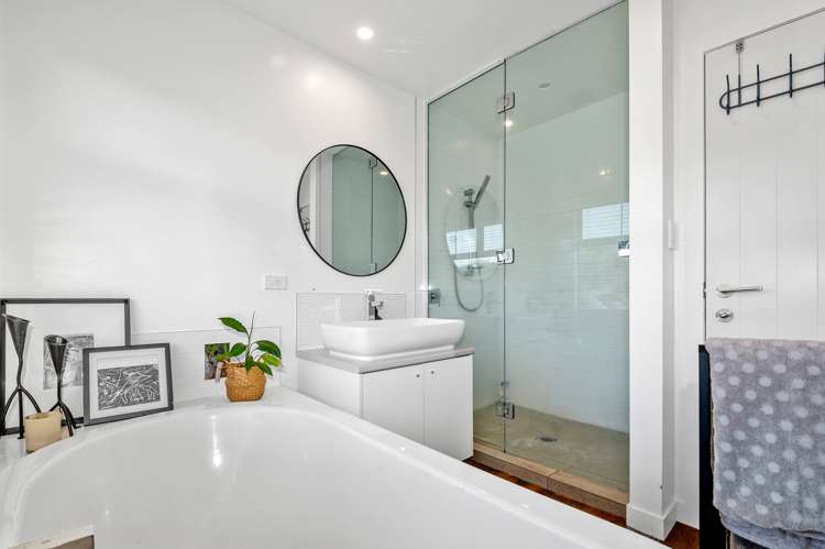 19c Te Mu Road Lake Tarawera_16