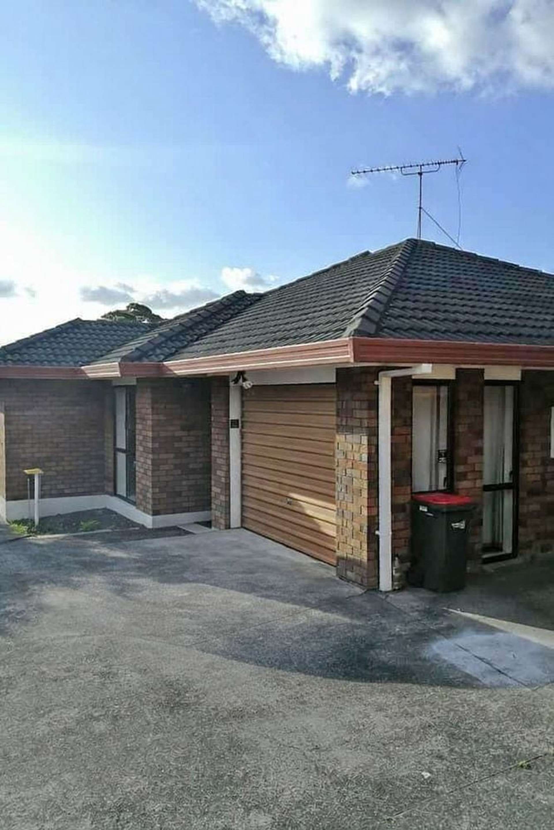 2/107 Moore Street Howick_0