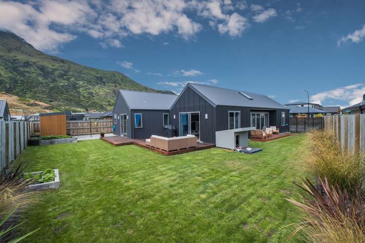15 Myles Way Lower Shotover_1