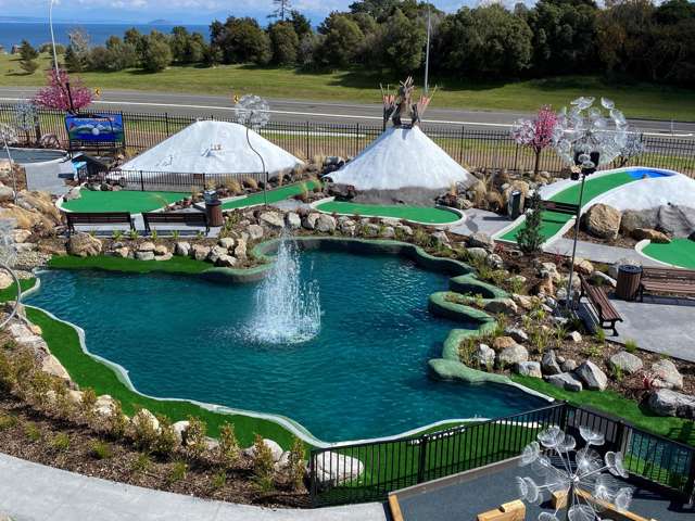 Unit 4/650 Lake Terrace Wharewaka_3