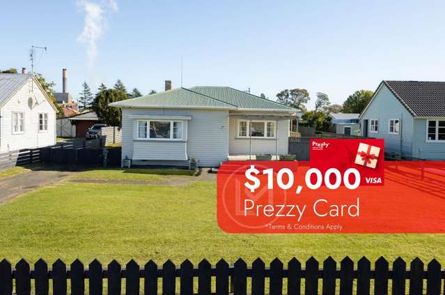¼ Acre Kiwi Dream - Miner’s Cottage