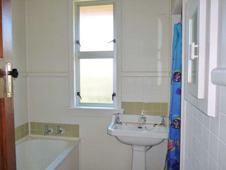 20 Gisborne Terrace Opunake_11