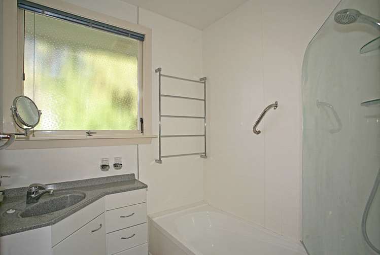 65 Moffat Drive Lincoln_18