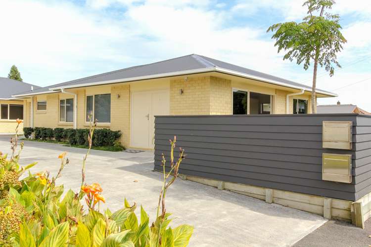 17 Plympton Street Brooklands_0